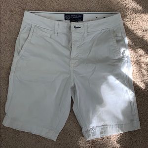 Men’s American Eagle shorts